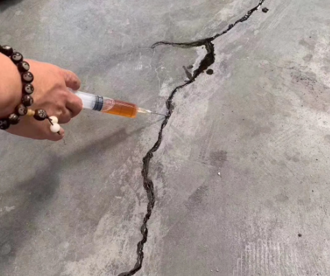 东澳镇混凝土裂缝修补技术详解​